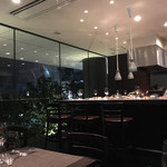 キャトルラパン - 快適な空間も料理の一つですね〜