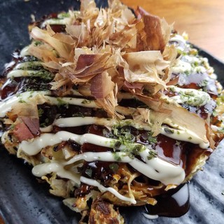 本格鉄板焼き料理を堪能！お得なレディースコースもおすすめ◎