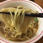 麺尊 RAGE - しなやかなでコシがあり、歯切れ良く「プリッ」とした食感です。