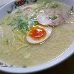 餃子の王将 - 牛骨ラーメン