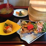 割烹お食事 吉田屋 - 