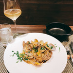 創作イタリアン Gemelli - ボンゴレビアンコ＆白ワイン