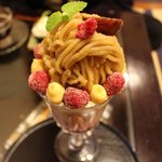 74789643 - 和栗モンブランとミックスベリーのパフェ