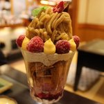 74789648 - 和栗モンブランとミックスベリーのパフェ