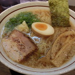 麺屋らくだ - 醤油ラーメン730円