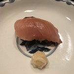 まき村 - 銚子産金目鯛の炙り寿司