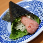 無添くら寿司 - シャリ野菜・まぐろ手巻き（１００円＋税）２０１７年１０月