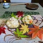 かたつむり - ツガニ（上海ガニの日本版）は身を綺麗に外して味噌と甲羅に詰めてあるのに感動です