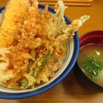 天丼てんや - 天丼登場