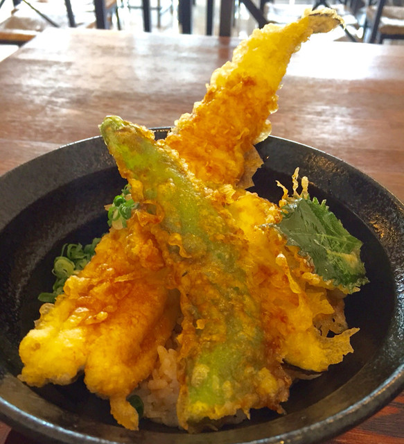 ランチ 穴子一本揚げ天丼 税込980円 By Suna8 そうさく料理 てんきち りんくうタウン 創作料理 食べログ
