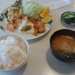 Kicchini tsuki - チキン南蛮定食（900円）