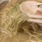 濃厚鶏そば 暁月 - ストレート細麺