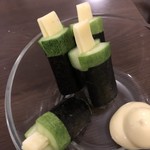 Izakaya Kunoichi - チーズきゅうりはさみ