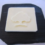 木の刻印バター