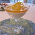 レストラン・モリエール - 日向夏のブランマンジュ