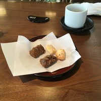 浅草むぎとろ 本店 - とろろかりんとう