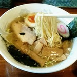 函館ラーメン 照和 - 全粒粉配合縮れ細麺