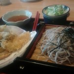 Udon Kamameshi Sanuki - 松茸天ざる蕎麦