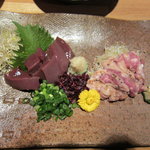レバ刺しとハラミたたき