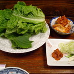 韓国家庭料理 家族 - サンチュ