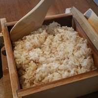浅草むぎとろ 本店 - 蒸された麦飯