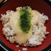 浅草むぎとろ 本店 - 青のりを乗せると香りと色でまた食欲わくんだな