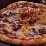 Pizzeria Cavalese - 1710_Pizzeria Cavalese_(L)BBQ Manzo@109,000Rp(肉ピッツァ)