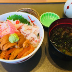 うに むらかみ - うに入り 二色丼(うに、かに) Sサイズ 2,050円税抜