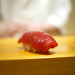 鮨 あらい - 鮪赤身（三厩）