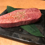 肉匠 迎賓館 - 極上厚切りミスジステーキ