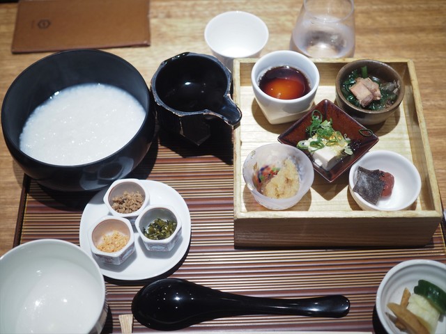 ひとしなや Hitoshinaya 羽田空港第１ターミナル 東京モノレール レストラン その他 食べログ