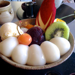 茶房 雲母 - クリームフルーツ白玉¥950(税込)