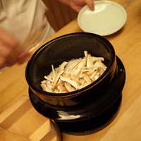 緒方 - 松茸ご飯はゆる炊き