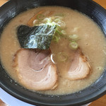 麺山 - とんこつ醤油アップ