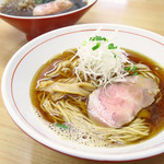 ら～麺 安至 - 煮干し醤油ら～麺 650円