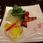 大淀河畔 みやちく - ベーコンの前菜