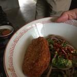 池内うどん店 - 乗せ師さんから、コロッケのお裾分け～＾＾