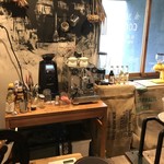 スコーイ フラワーアンドコーヒー - カウンター内の風景（２０１７．１０．１６）