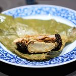 茶禅華 - くぬぎ鱒　蓮の葉包み蒸し