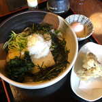 田舎うどん てつ - ぶっかけ、トッピングで温玉、まいたけ天