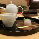 箔座日本橋 - 加賀棒茶とお菓子一品 2016/09/01
