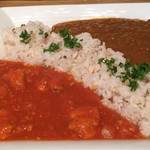 KINOKUNIYA vino kitchen - トマト煮込みのカレーとチキンカレー