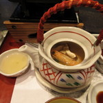 季節の一品 松茸の土瓶蒸し