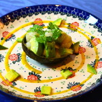 Marine Bar 日の出丸 - 北海ホタテ貝柱と森のアボカドのタルタル