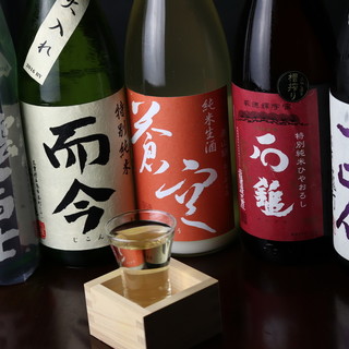 Enjoy rare sake carefully selected by the master○