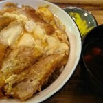 三八屋 - カツ丼(930円)