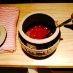らー油肉つけうどんの南哲 - 火吹きらー油の２代目は青唐辛子で作ってみたそう。「ホントにちょっとにしときなよ‥」と書いてありました。裏メニューらしいけど、載せてもOKのようでした！