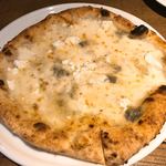 ラッテリア ベベ  カマクラ - チンクエ フォルマッジ