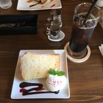 タケノ - シフォンケーキのケーキセット