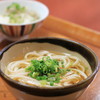 旗松亭 - 料理写真:名物の饂飩を名物のあご出汁のスープで